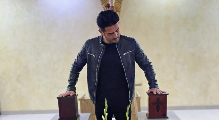 Ricardo Franco da triste y desgarrador adiós a sus padres