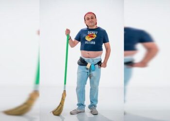 Lalo España y Reynaldo Rossano alzan mano para interpretar a ‘Chespirito’