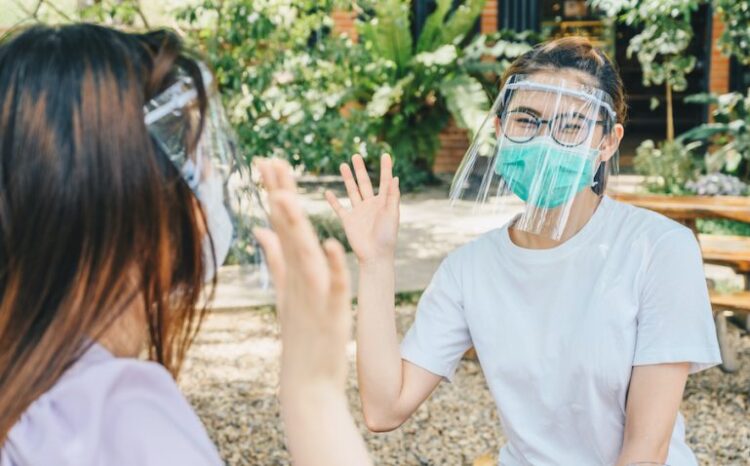 ¿Careta facial en lugar de cubrebocas?