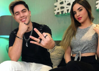 Juan de Dios Pantoja es burla en redes por defender a Kimberly Loaiza