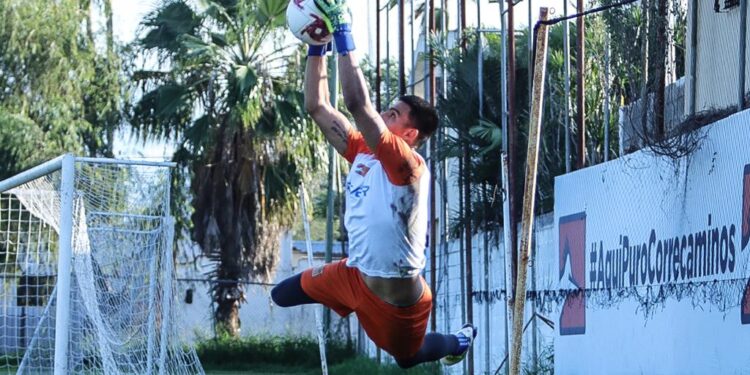 Entrenan con la mira puesta en Cimarrones