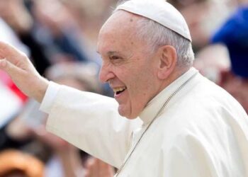 Elogia Papa Francisco labor caritativa de San Vicente de Paúl