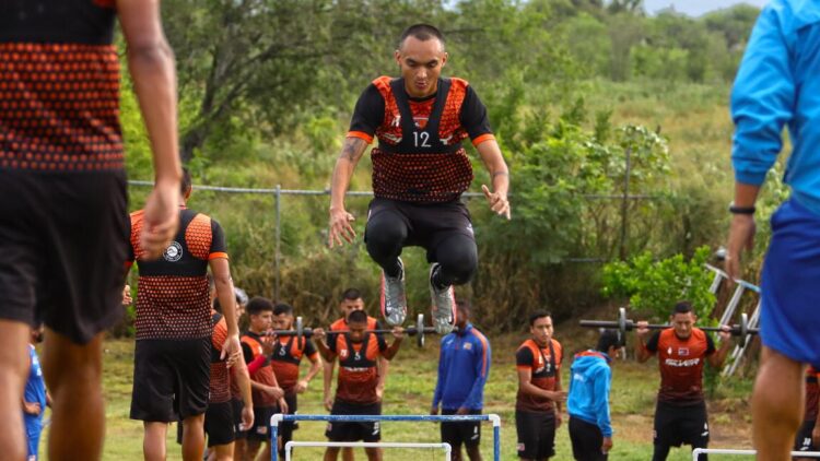 Inicia Correcaminos reembolso con su afición