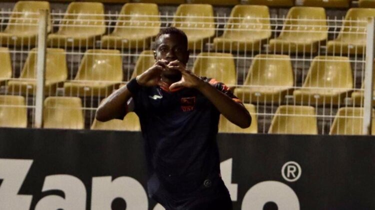 Wilber Rentería Cuero.