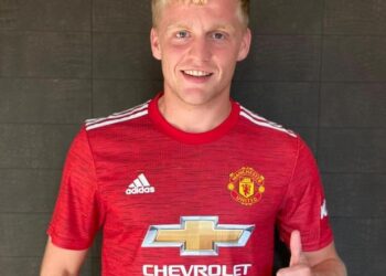 Donny van de Beek es nuevo jugador del Manchester United