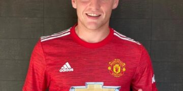 Donny van de Beek es nuevo jugador del Manchester United