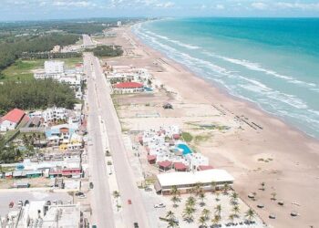 Reabrirán este fin de semana playa Miramar y playa Tesoro