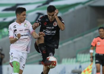 Santos hila su tercer triunfo consecutivo tras vencer fácilmente a los Xolos en Torreón