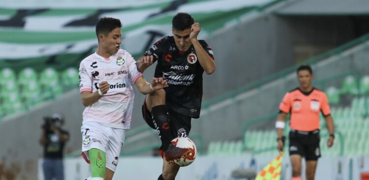 Santos hila su tercer triunfo consecutivo tras vencer fácilmente a los Xolos en Torreón