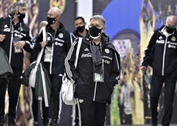 La selección mexicana viaja a Holanda para sus dos juegos de preparación