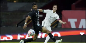 México barre con Guatemala