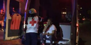 Machetean a mujer cuando iba caminando