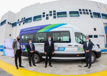 Arranca transporte de turismo médico en Nuevo Laredo