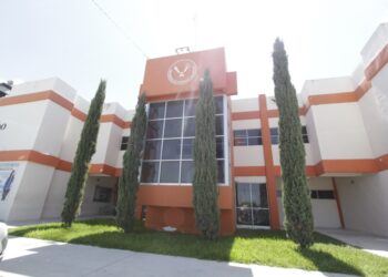 Es UAT referente en desarrollo profesional y servicios al sector energético