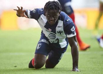 Rayados de Monterrey derrota 3-1 al Puebla