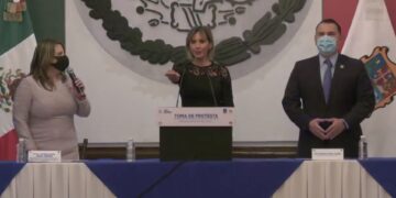 Instalan a Pilar Gómez como alcaldesa sustituta; plantea rescatar Victoria