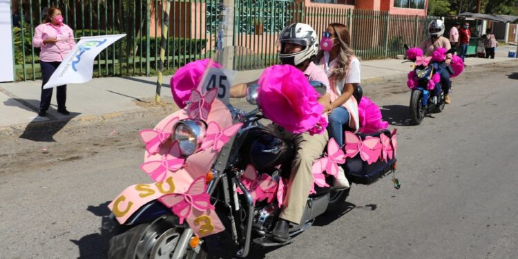 Sensibilizan a tamaulipecas en Día Internacional contra el cáncer de mama