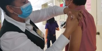 Invita IMSS a vacunarse contra influenza