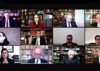 Corte cambia pregunta para consulta sobre juicio a expresidentes