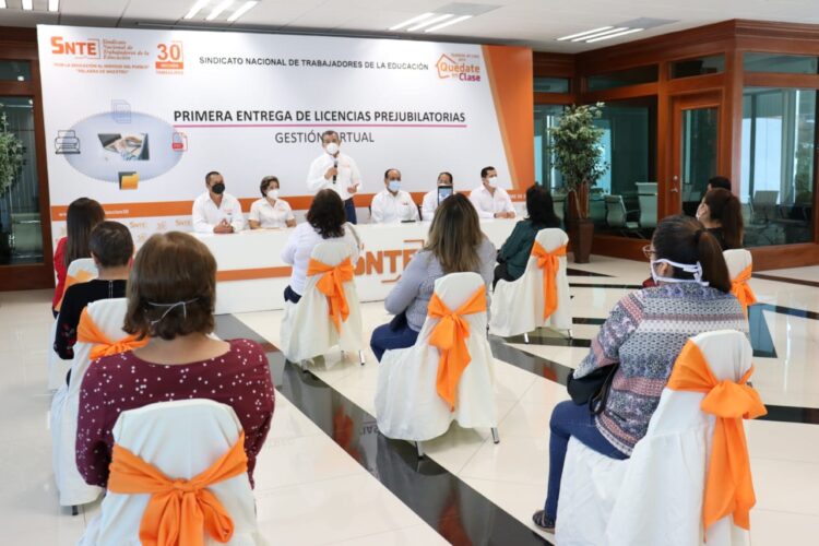 Entrega SNTE 150 licencias prejubilatorias a maestros en Tamaulipas 