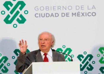 Se lanza Víctor Manuel Toledo contra la 4T y el Tren Maya