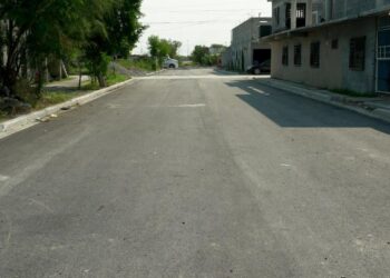 Construye Ayuntamiento calle en la  Col. Voluntad y Trabajo IV