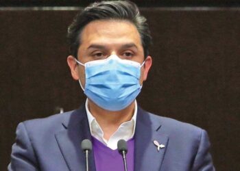 Contratará 6 mil 462 plazas el IMSS: Robledo