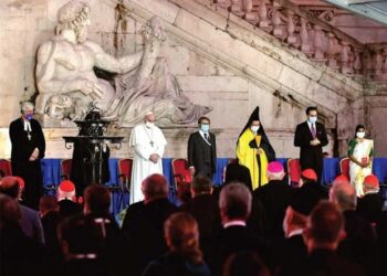 Se unen y oran por el fin de la pandemia