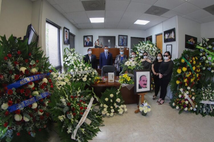 Da Gobierno de Nuevo Laredo último adiós a Agustín García