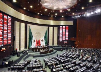 Diputados avalan que gobierno use 33 mil mdp del Fondo de Salud