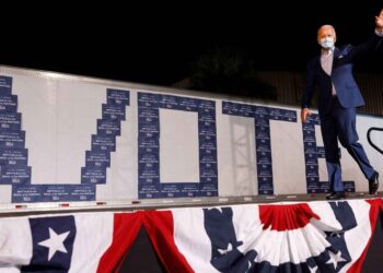 Joe Biden promete cambiar política hacia Cuba y venezolanos