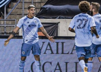 Doblete de Alan Pulido y nueva derrota del Galaxy de Chicharito Hernández en la MLS