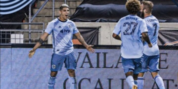 Doblete de Alan Pulido y nueva derrota del Galaxy de Chicharito Hernández en la MLS