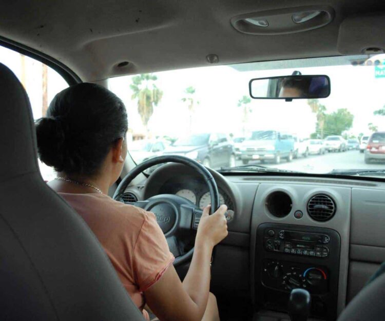 Dan 50% de descuento  en examen de manejo