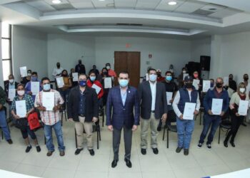 Favorecen Municipio e INSUS  a 211 familias con escrituras