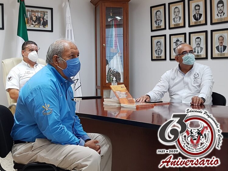 Presenta especialista de la UAT libro Temas Disciplinares en Medicina Veterinaria