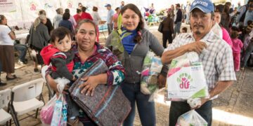 Realizan donaciones a DIF Tamaulipas en favor de familias