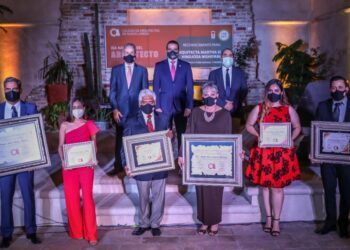 Recibe una mujer el premio  ‘Arquitecto por su Trayectoria’