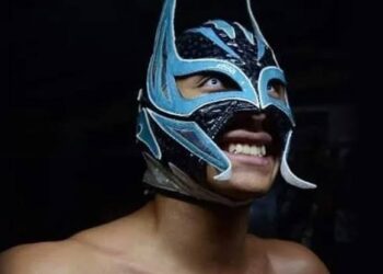 Muere Príncipe Aéreo en plena función de Lucha Libre tras recibir dos golpes en el pecho