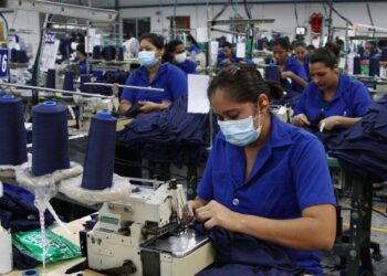 Ofrecen maquiladoras  vacantes en Nuevo Laredo