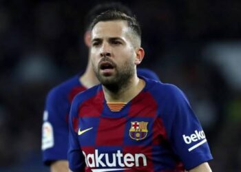 Jordi Alba se cuela en la convocatoria del Barcelona para el Clásico