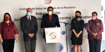 Exhorta Américo Villarreal a vacunarse contra la influenza estacional