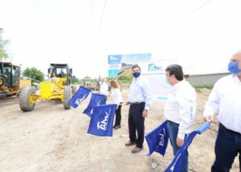 Inicia gobernador FGCV rehabilitación de vialidades en Río Bravo