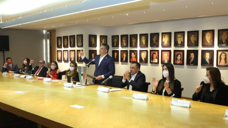 La política mexicana tiene que profesionalizarse: Alejandro Moreno