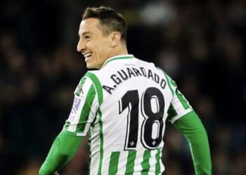 Andrés Guardado regresa a la convocatoria del Betis para la jornada 5