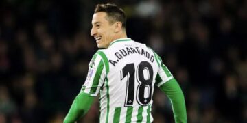 Andrés Guardado regresa a la convocatoria del Betis para la jornada 5