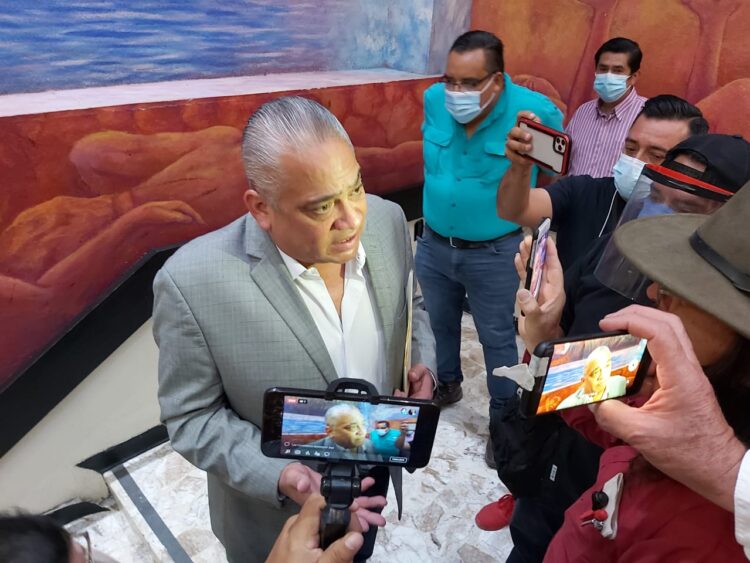 Reunión entre Mario López y César Verástegui demuestra madurez política: Puente Acosta