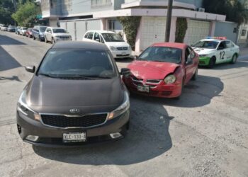 Aparatoso choque causa conductor