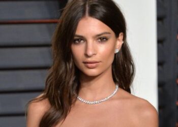 Emily Ratajkowski anuncia que está embarazada