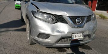 Chofer causa aparatoso choque